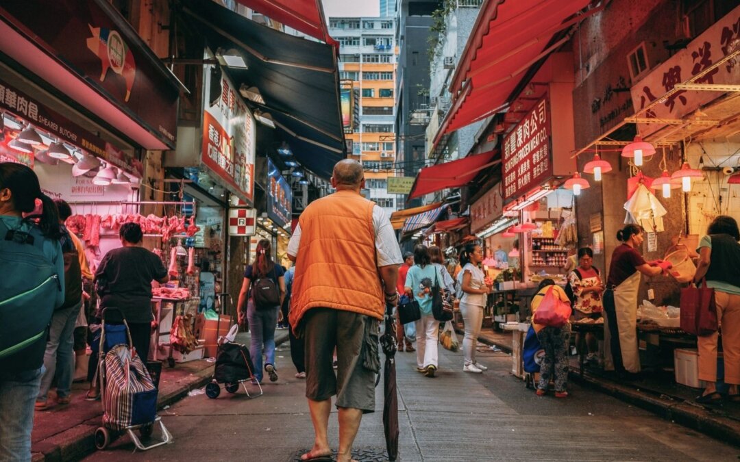 The Benefits of Walking Around Cities